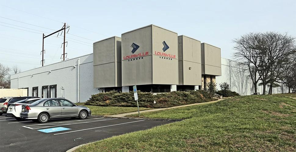 COMPANIES ON THE MOVE